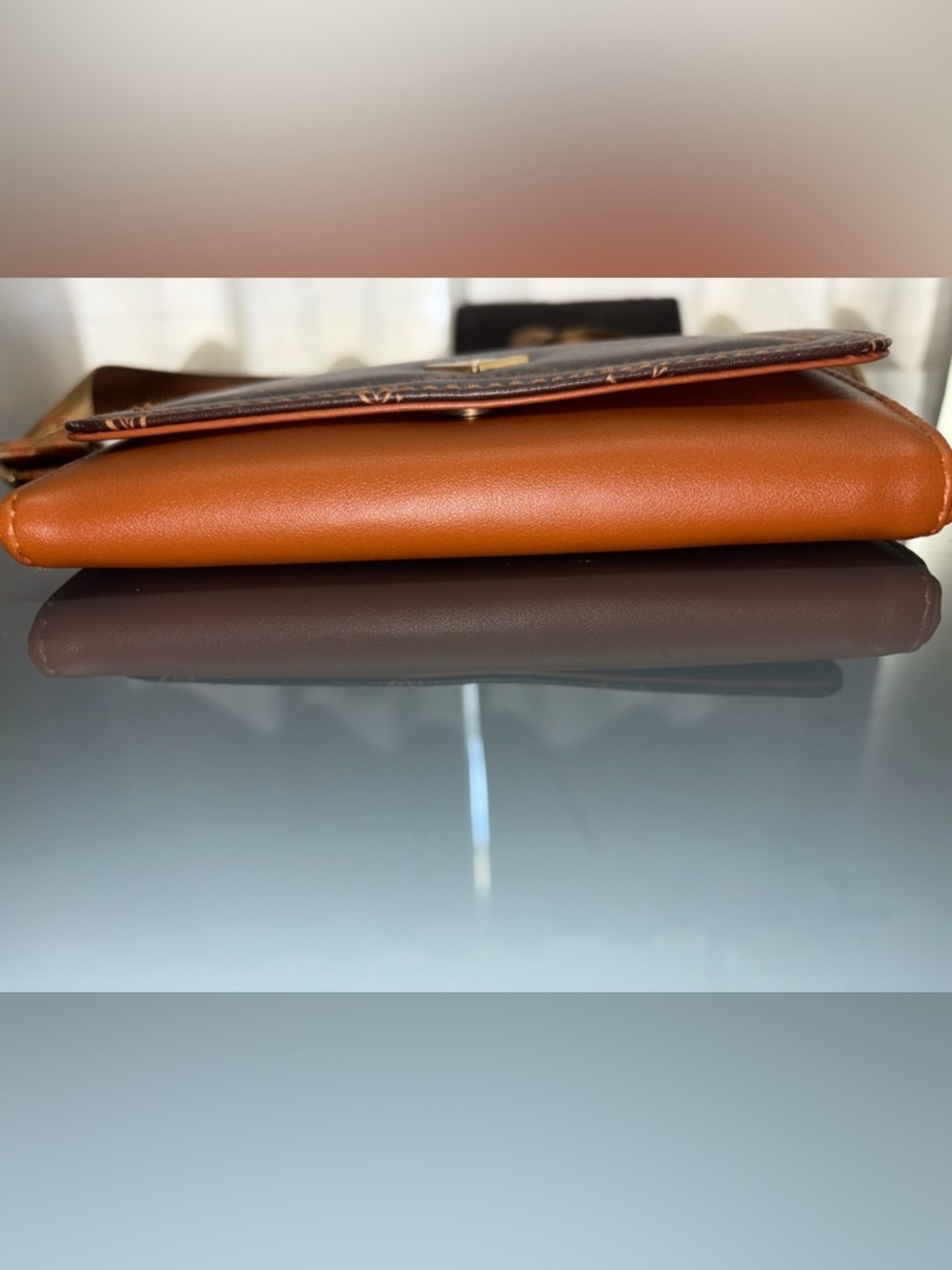 Valentino Orlandi Vegan Leather Crossbody Bag - Picture 4 of 12